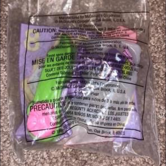 Lot of 2 A Bug's Life Happy Meal Toys - 1998 DIM the Beetle & PRINCESS ATTA - Picture 3 of 3